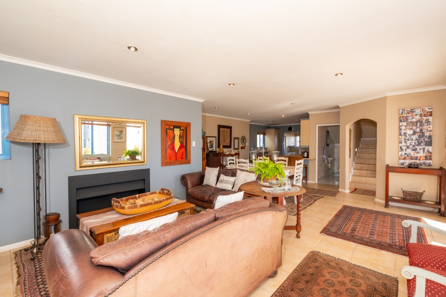 4 Bedroom Property for Sale in Paradise Beach Western Cape